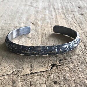 Oxidized 925 Sterling Silver Reptilian Cuff Bangle Bracelet Handmade 9x4mm